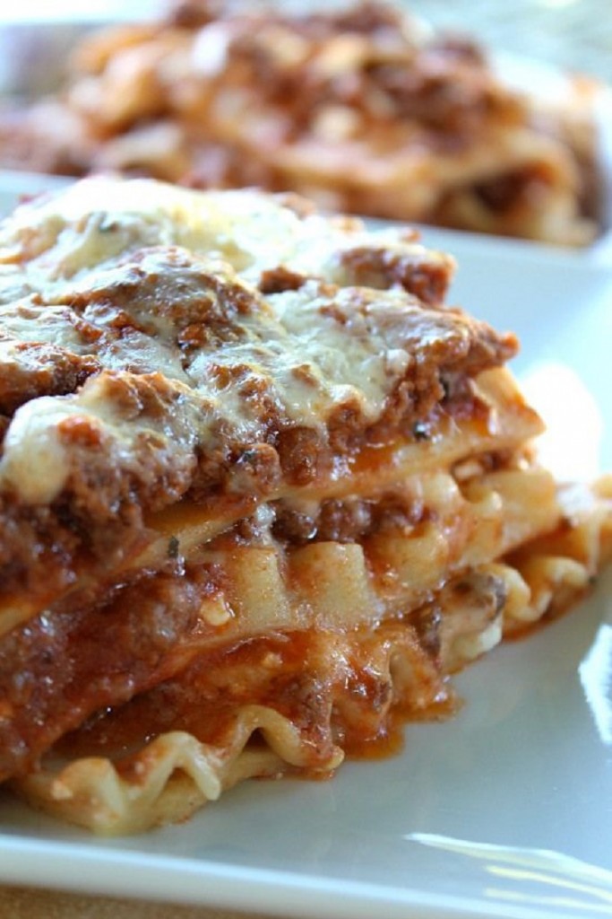 Bolonez Soslu Lazanya Tarifi